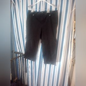 Women's Daisy Fuentes size 10 capris